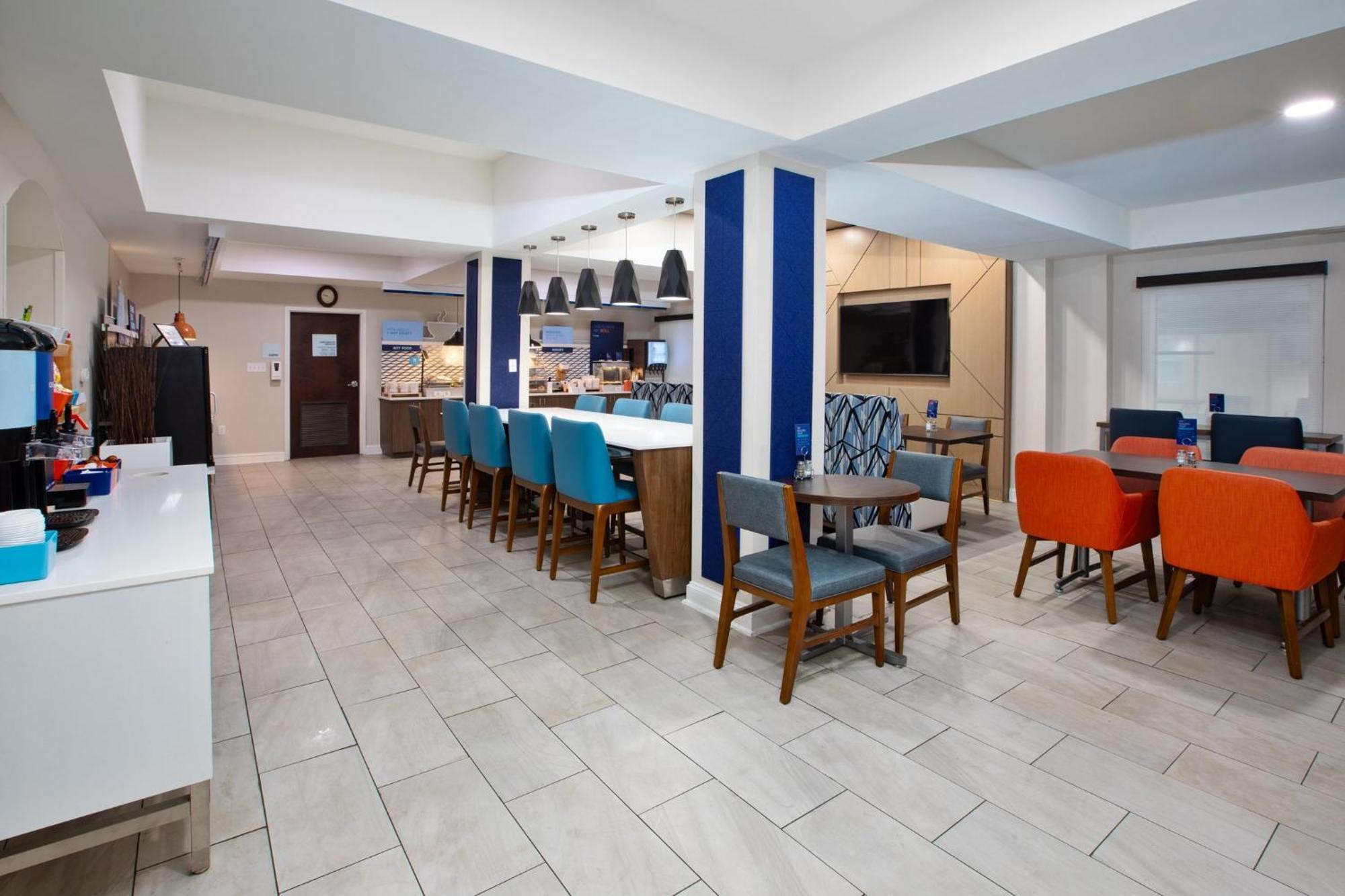 Holiday Inn Express Hotel & Suites - Sumter By Ihg Екстер'єр фото