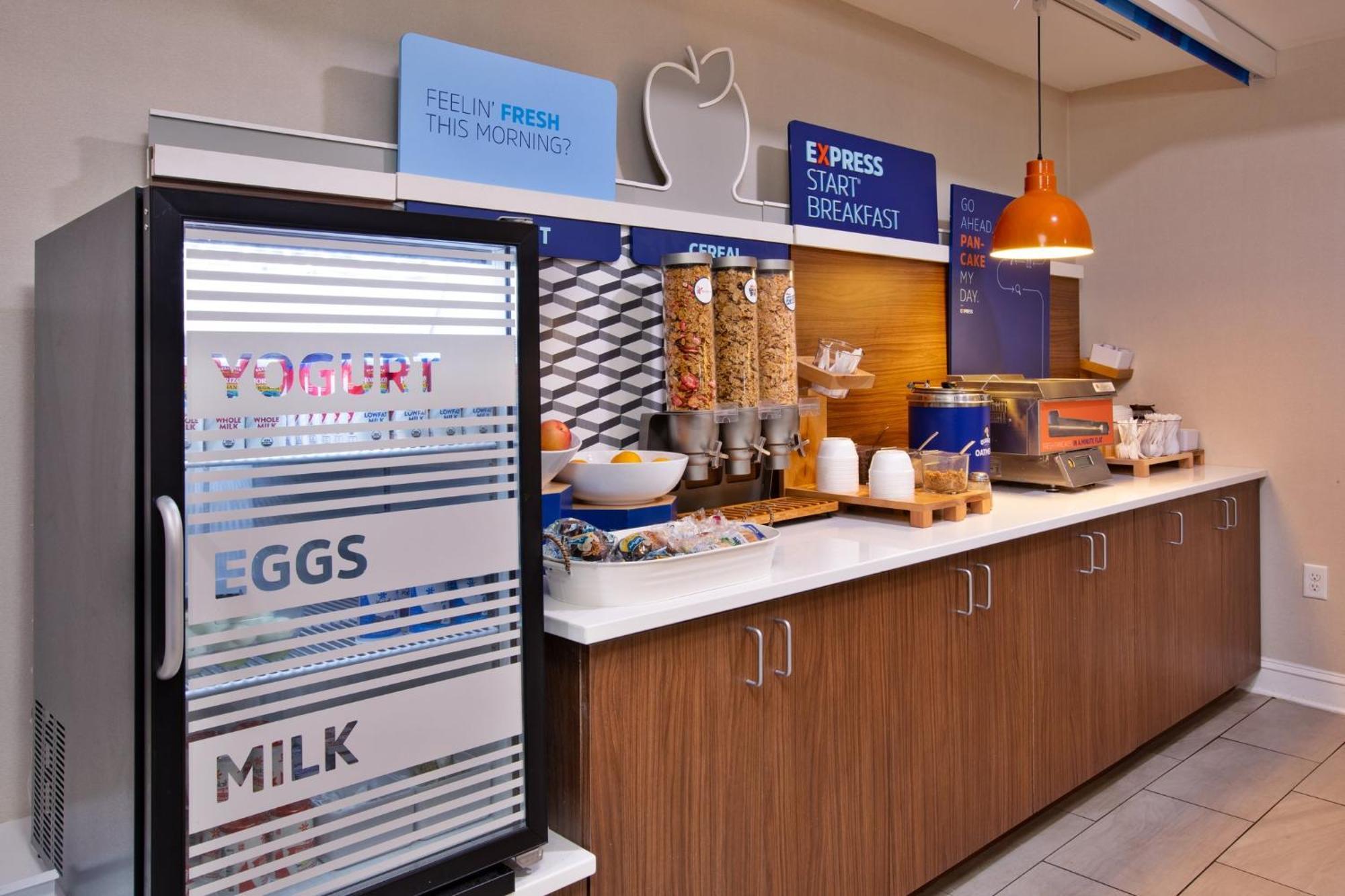 Holiday Inn Express Hotel & Suites - Sumter By Ihg Екстер'єр фото