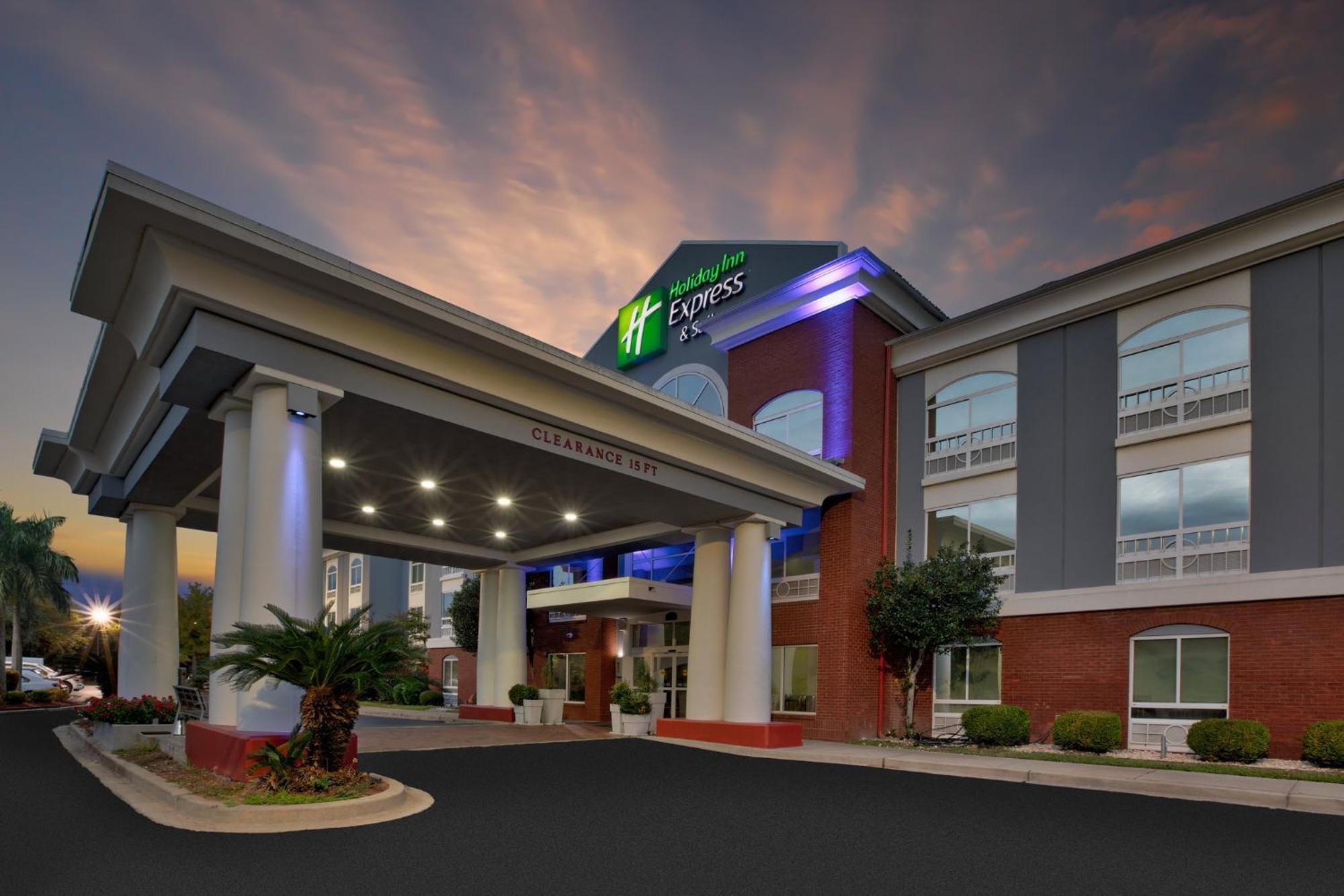 Holiday Inn Express Hotel & Suites - Sumter By Ihg Екстер'єр фото